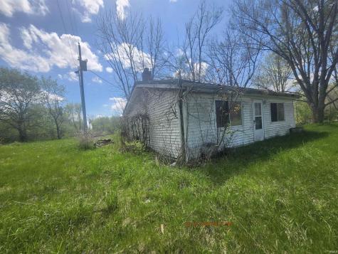 5784 S Woodland Lane Warsaw IN 46580