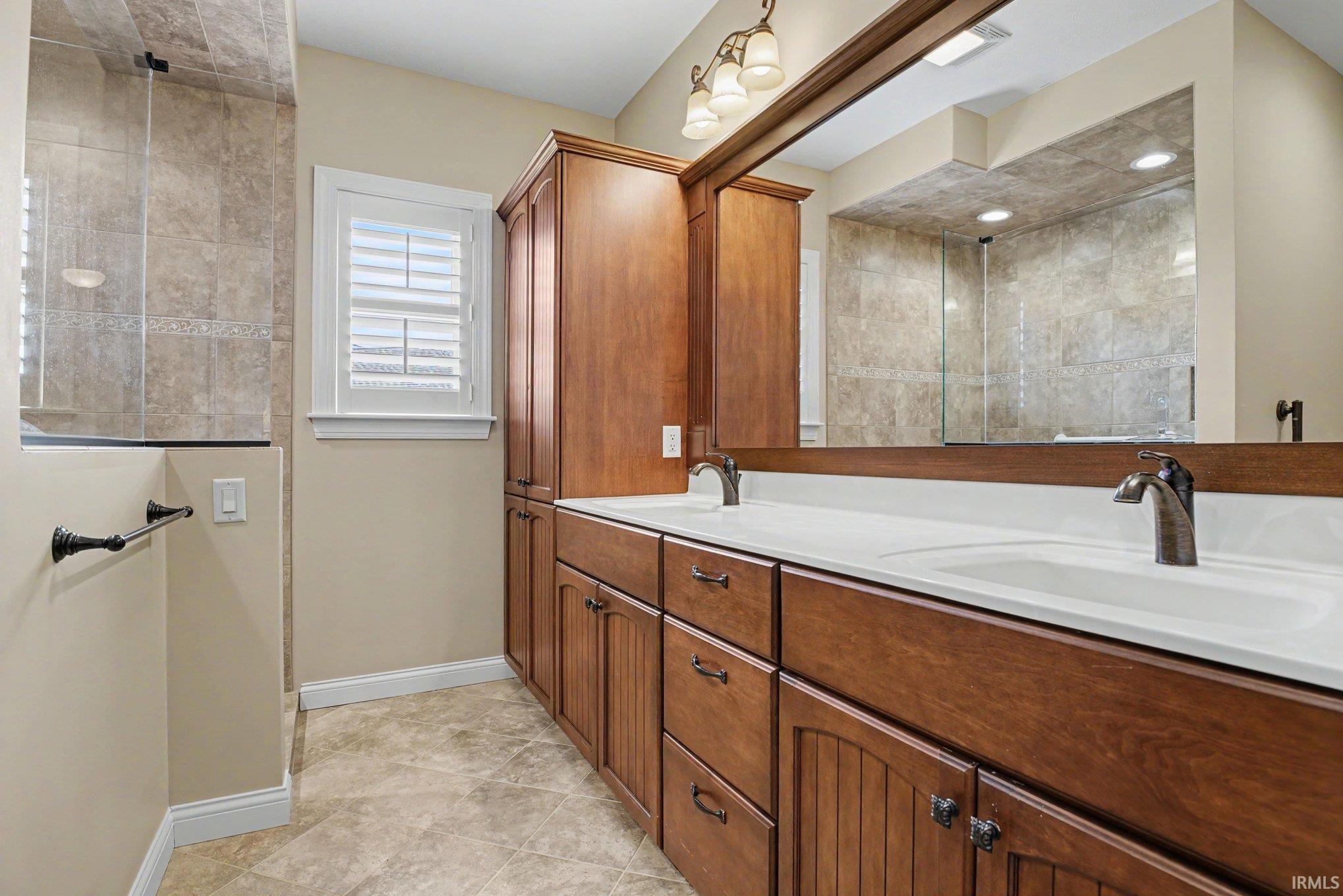 1898 Waterfall Drive Nappanee IN 46550