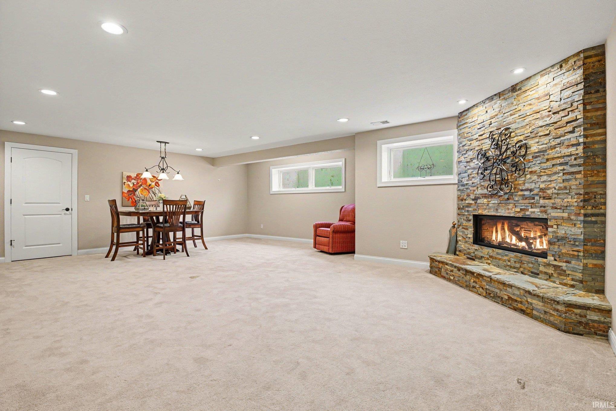 1898 Waterfall Drive Nappanee IN 46550