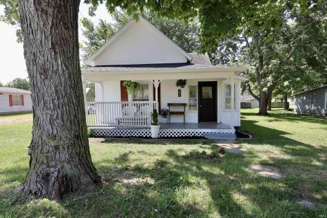 304 E Jackson Street Farmland IN 47340