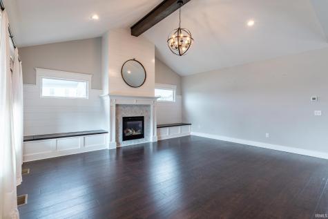 1512 Jacobs Drive Fort Wayne IN 46814