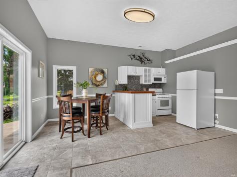 11348 N Biscayne Drive Cromwell IN 46732