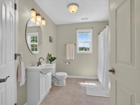 11348 N Biscayne Drive Cromwell IN 46732