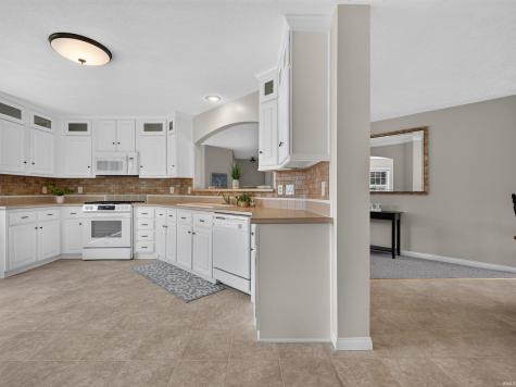 11348 N Biscayne Drive Cromwell IN 46732