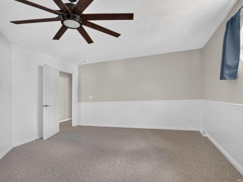 11348 N Biscayne Drive Cromwell IN 46732