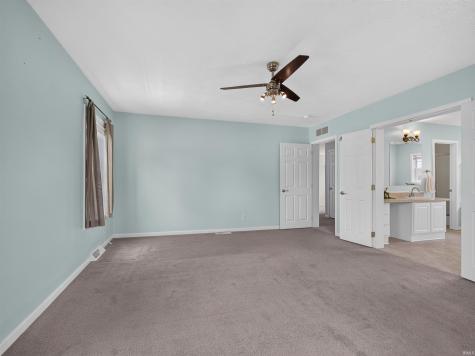 11348 N Biscayne Drive Cromwell IN 46732