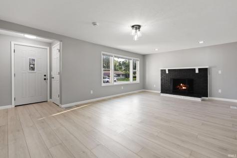 1009 W Monroe Street Plymouth IN 46563