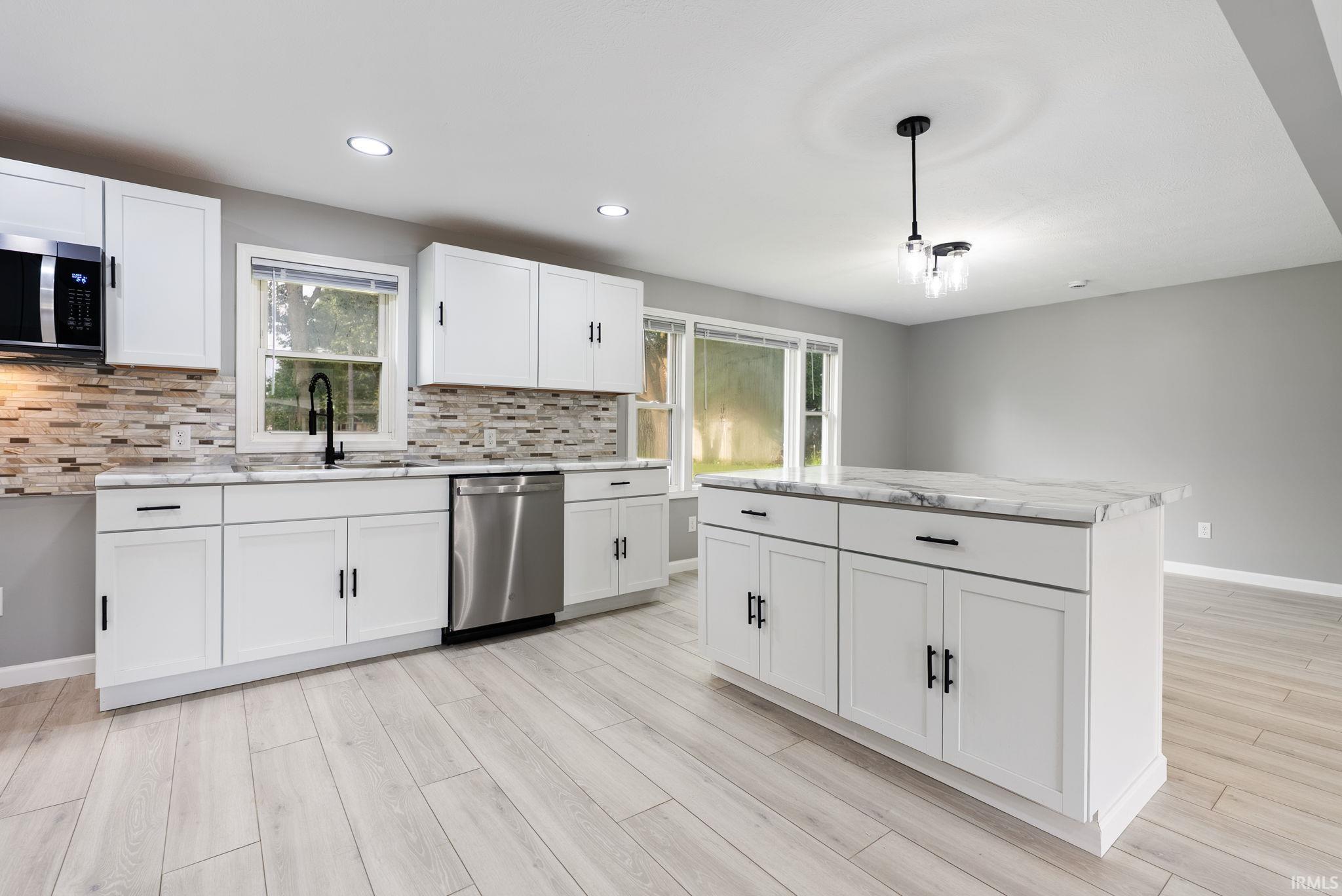 1009 W Monroe Street Plymouth IN 46563