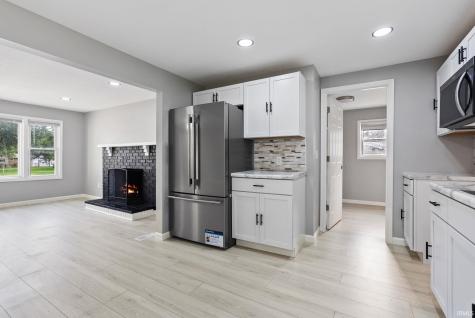 1009 W Monroe Street Plymouth IN 46563