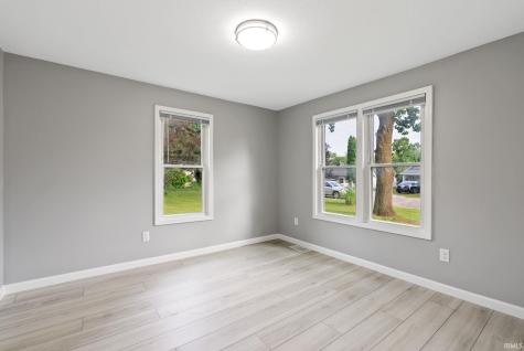 1009 W Monroe Street Plymouth IN 46563
