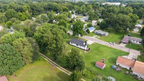 1009 W Monroe Street Plymouth IN 46563