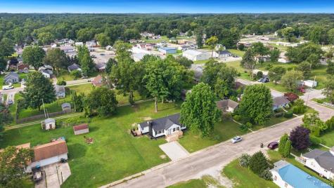 1009 W Monroe Street Plymouth IN 46563