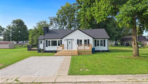 1009 W Monroe Street Plymouth IN 46563