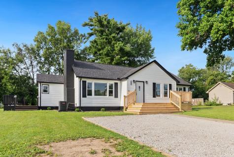 1009 W Monroe Street Plymouth IN 46563