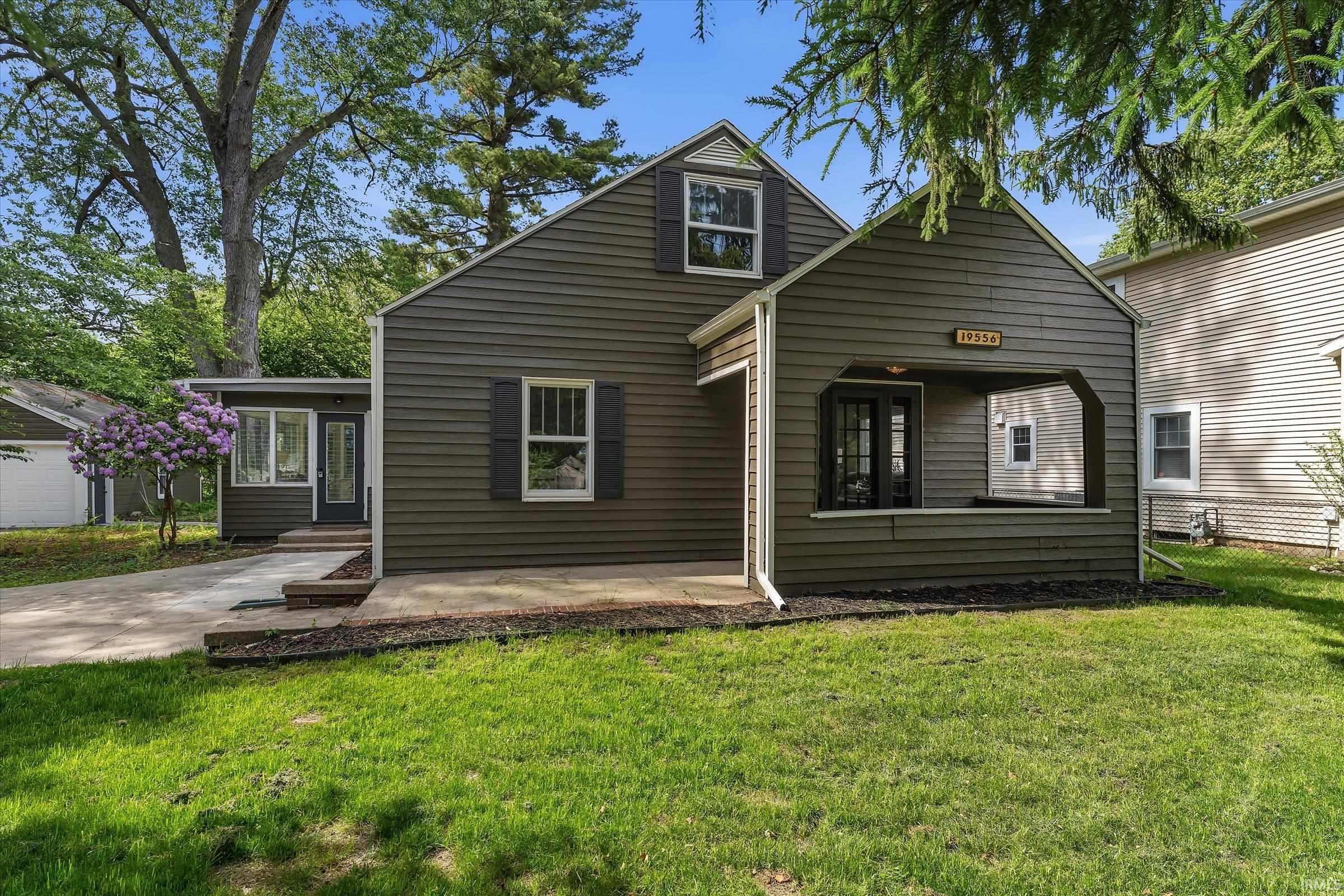 19556 N Paxson Drive South Bend IN 46637