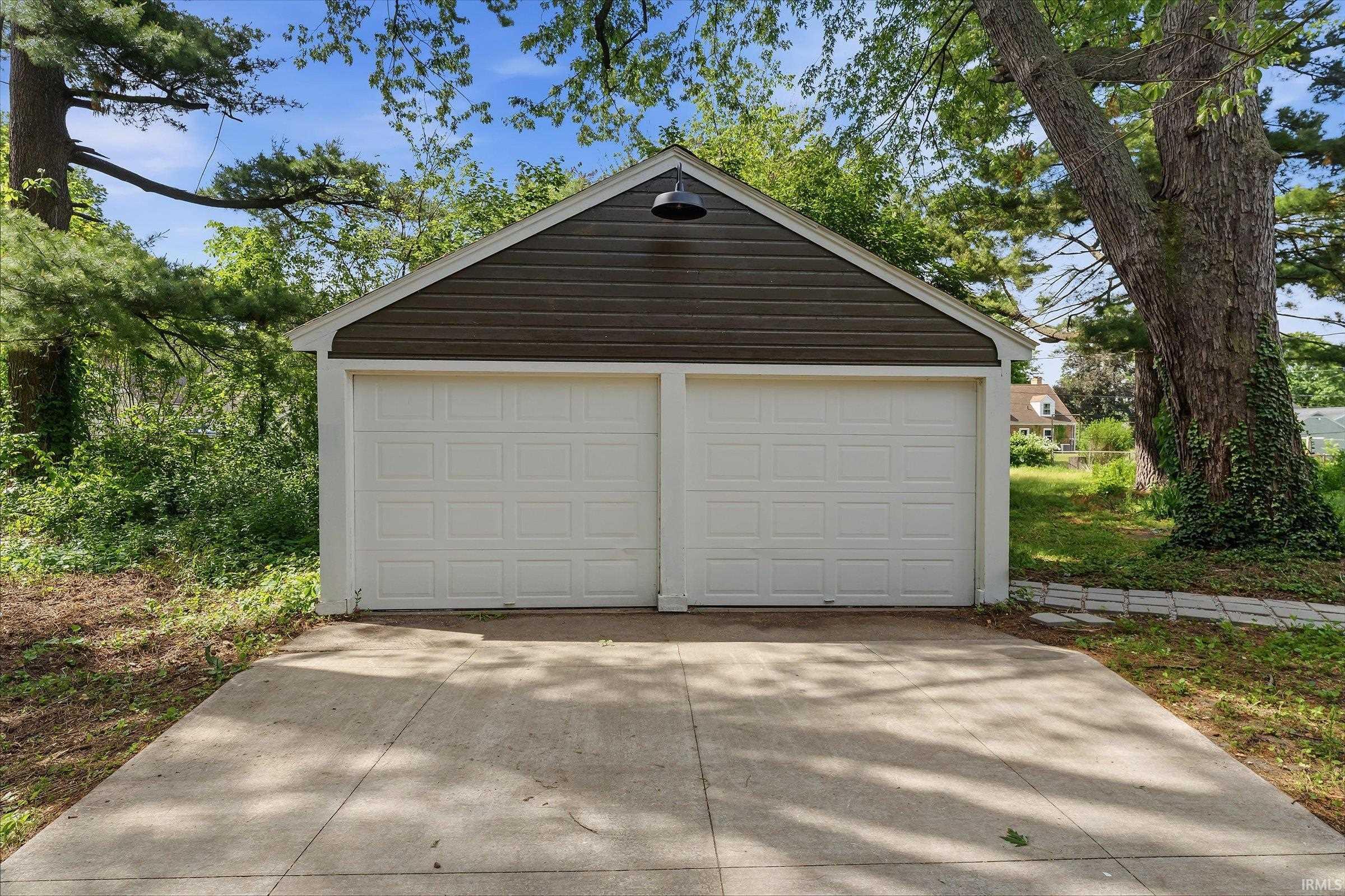 19556 N Paxson Drive South Bend IN 46637