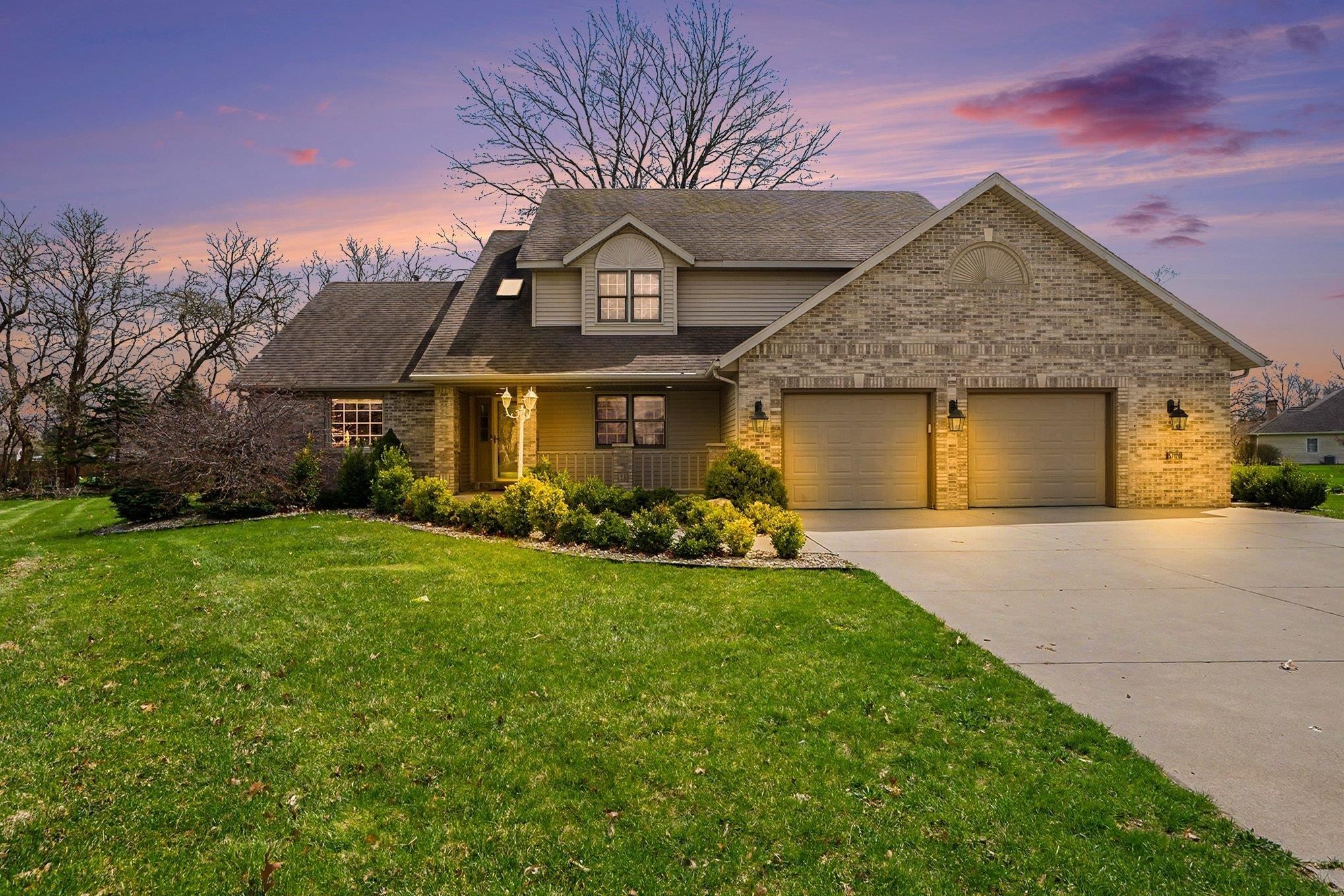 57120 Bluff Crest Drive Elkhart IN 46516