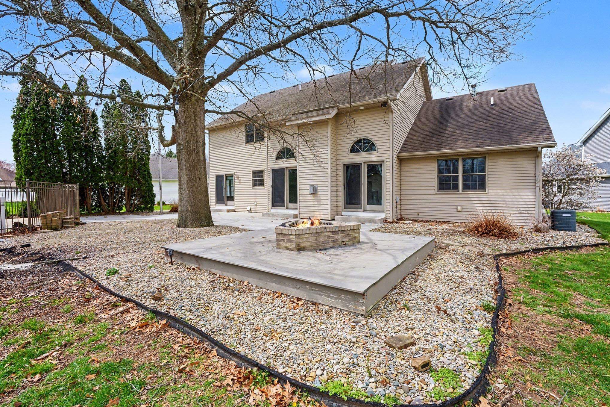 57120 Bluff Crest Drive Elkhart IN 46516