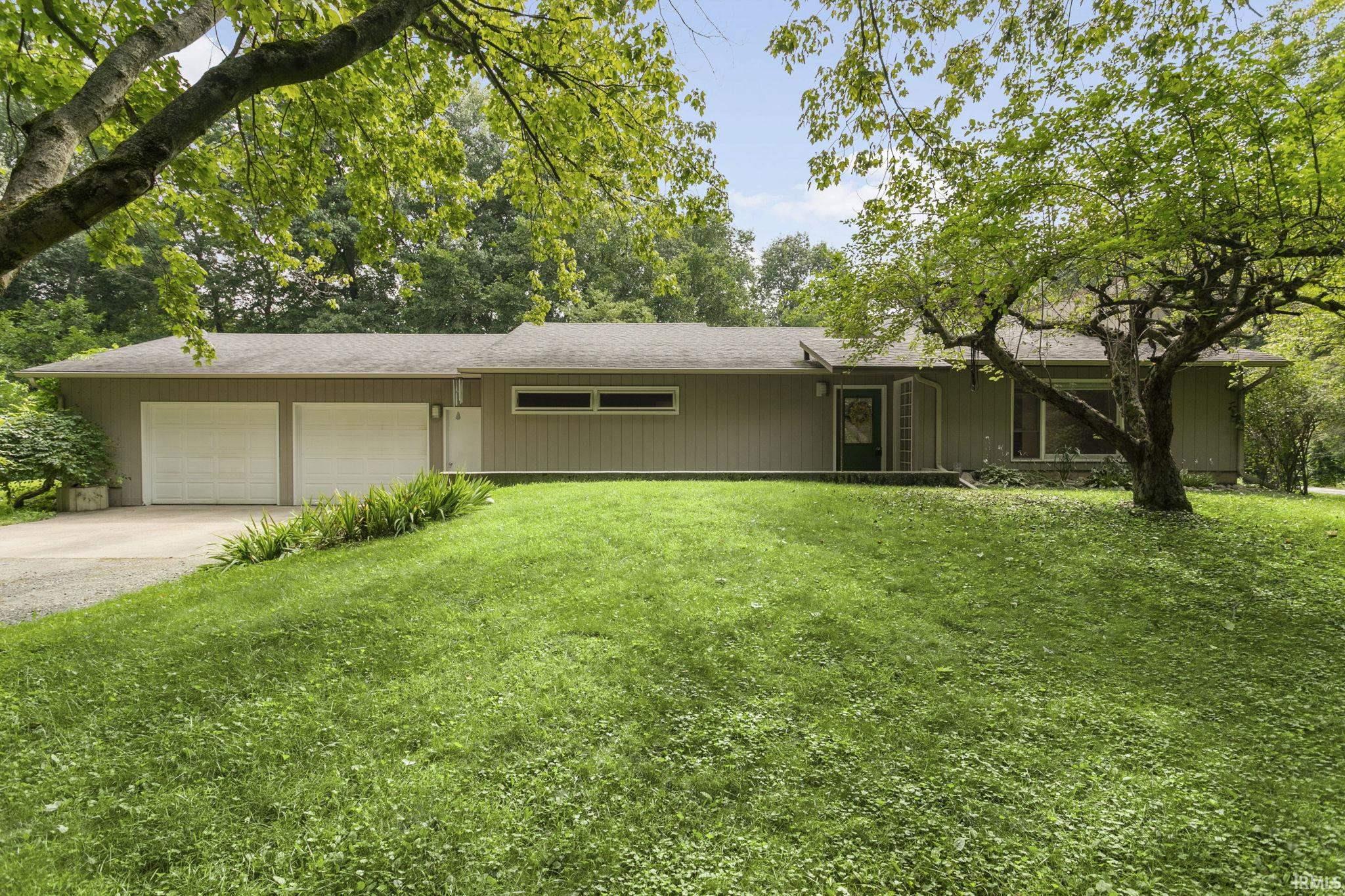 26670 Brush Trail South Bend IN 46628