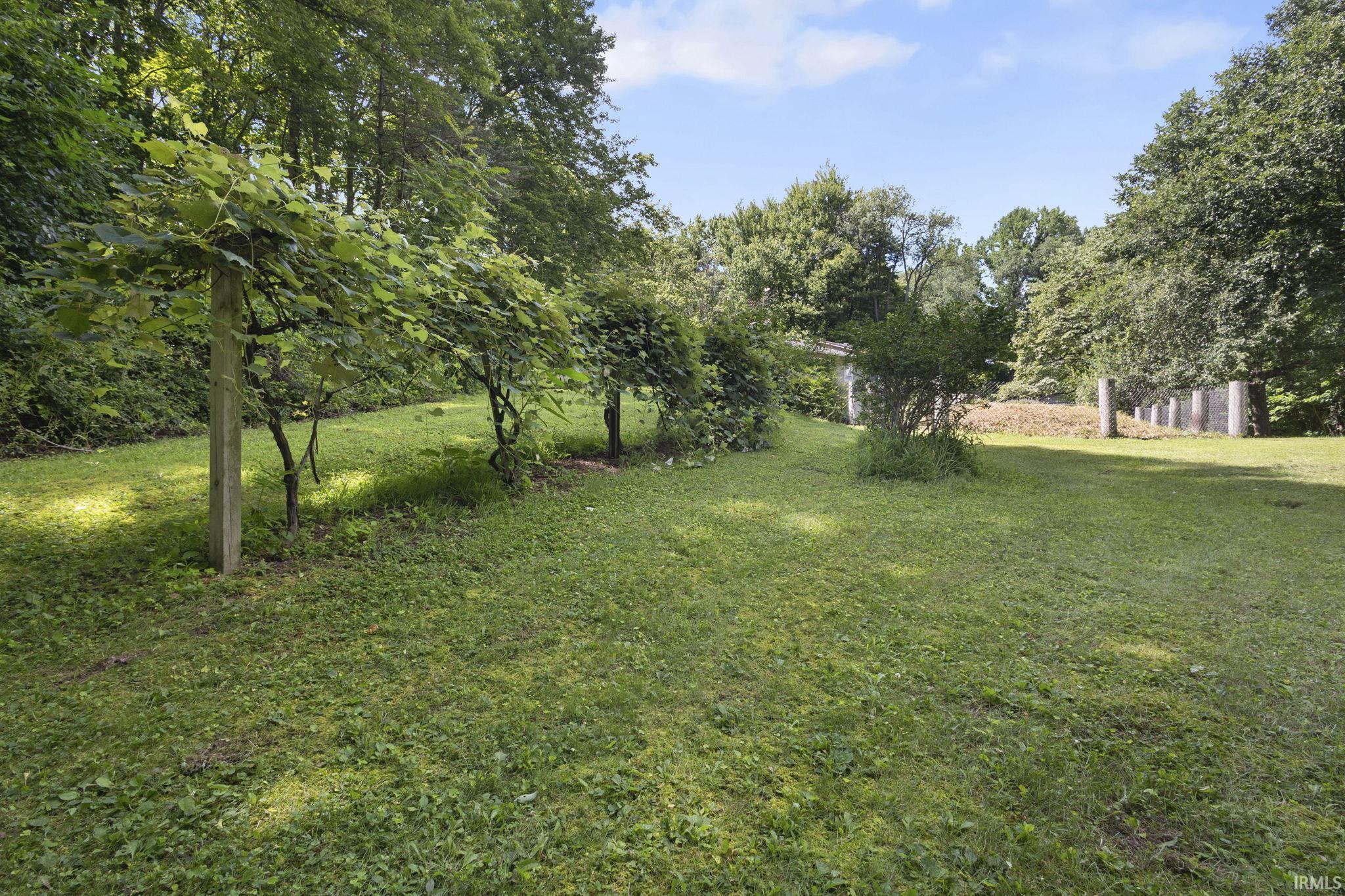 26670 Brush Trail South Bend IN 46628