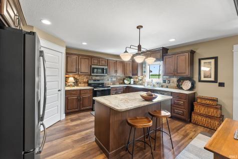 18736 Roselle Cove Auburn IN 46706