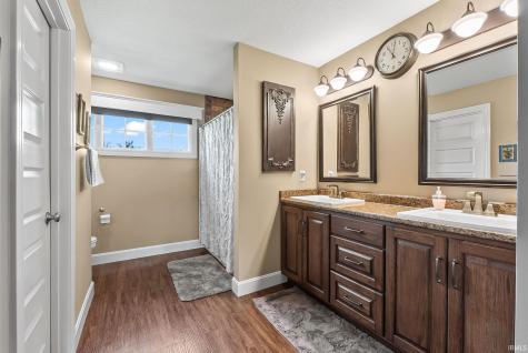18736 Roselle Cove Auburn IN 46706