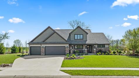 18736 Roselle Cove Auburn IN 46706