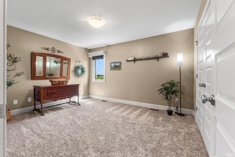 18736 Roselle Cove Auburn IN 46706