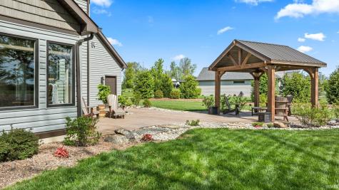 18736 Roselle Cove Auburn IN 46706