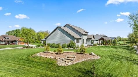 18736 Roselle Cove Auburn IN 46706