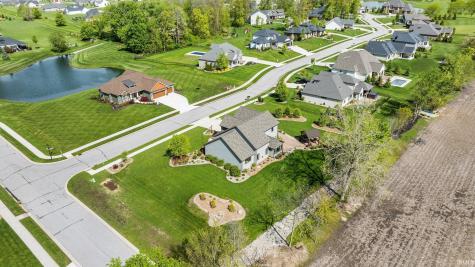 18736 Roselle Cove Auburn IN 46706