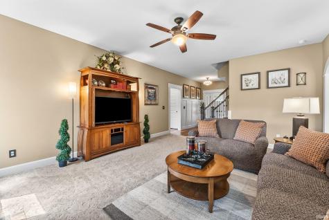 18736 Roselle Cove Auburn IN 46706