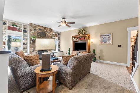 18736 Roselle Cove Auburn IN 46706