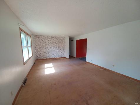 4400 S Aj Drive Wadesville IN 47638