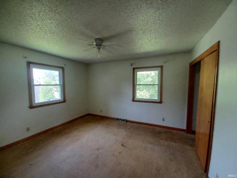 4400 S Aj Drive Wadesville IN 47638