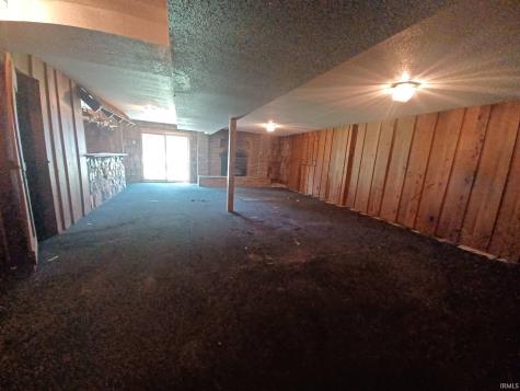 4400 S Aj Drive Wadesville IN 47638