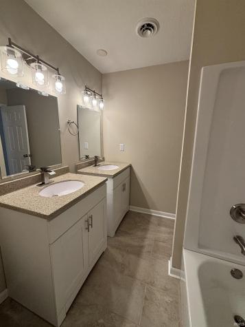 3604 Burrwood Terrace Fort Wayne IN 46815