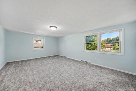 2412 S Twyckenham Drive South Bend IN 46614