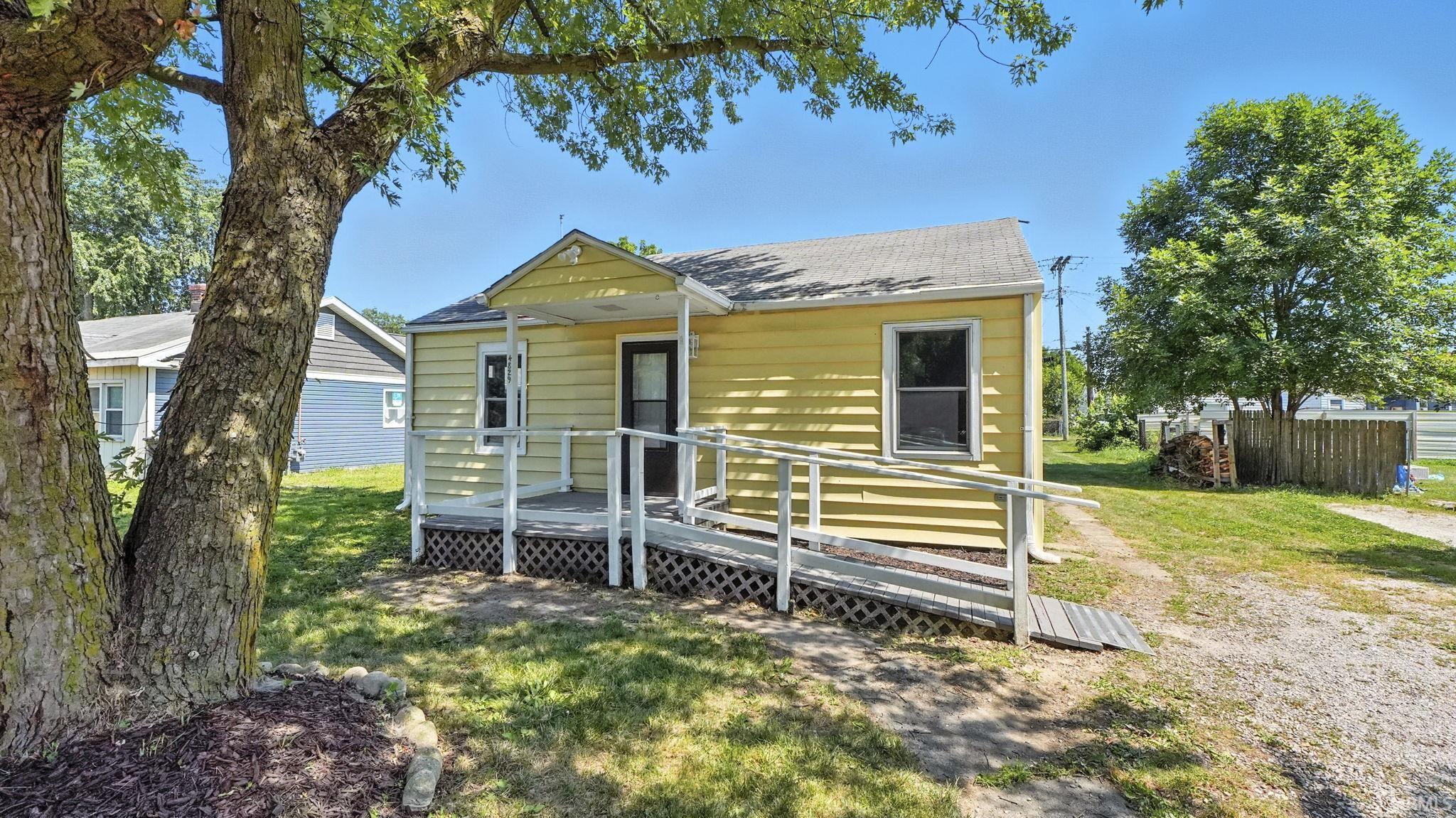 4829 Avondale Drive Fort Wayne IN 46806