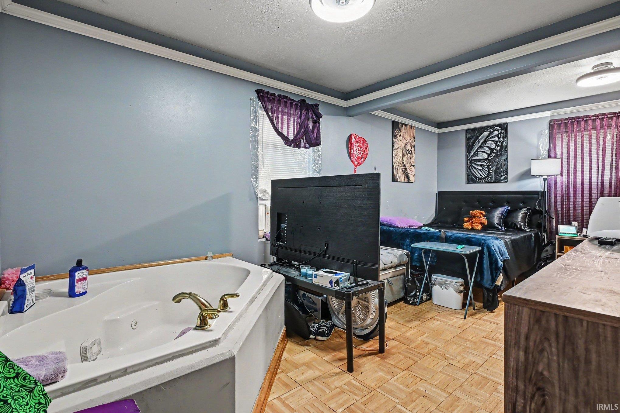 801 Dundee Street South Bend IN 46619