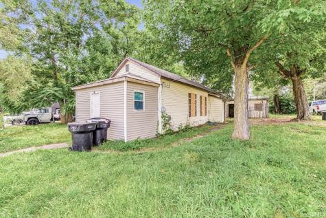 203 Michigan Street Walkerton IN 46574