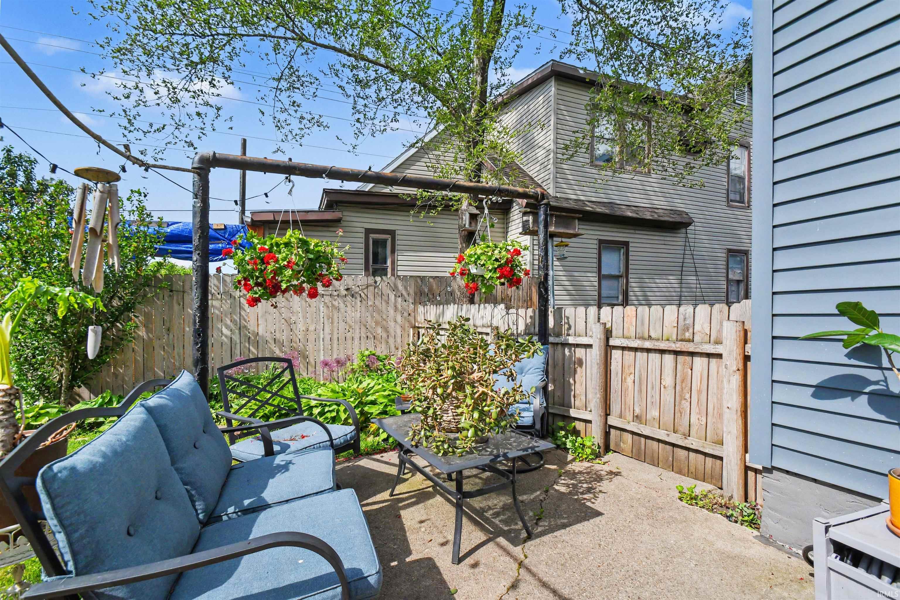 505 S Walnut Street South Bend IN 46619