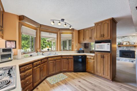 2127 Bluewater Drive Warsaw IN 46580