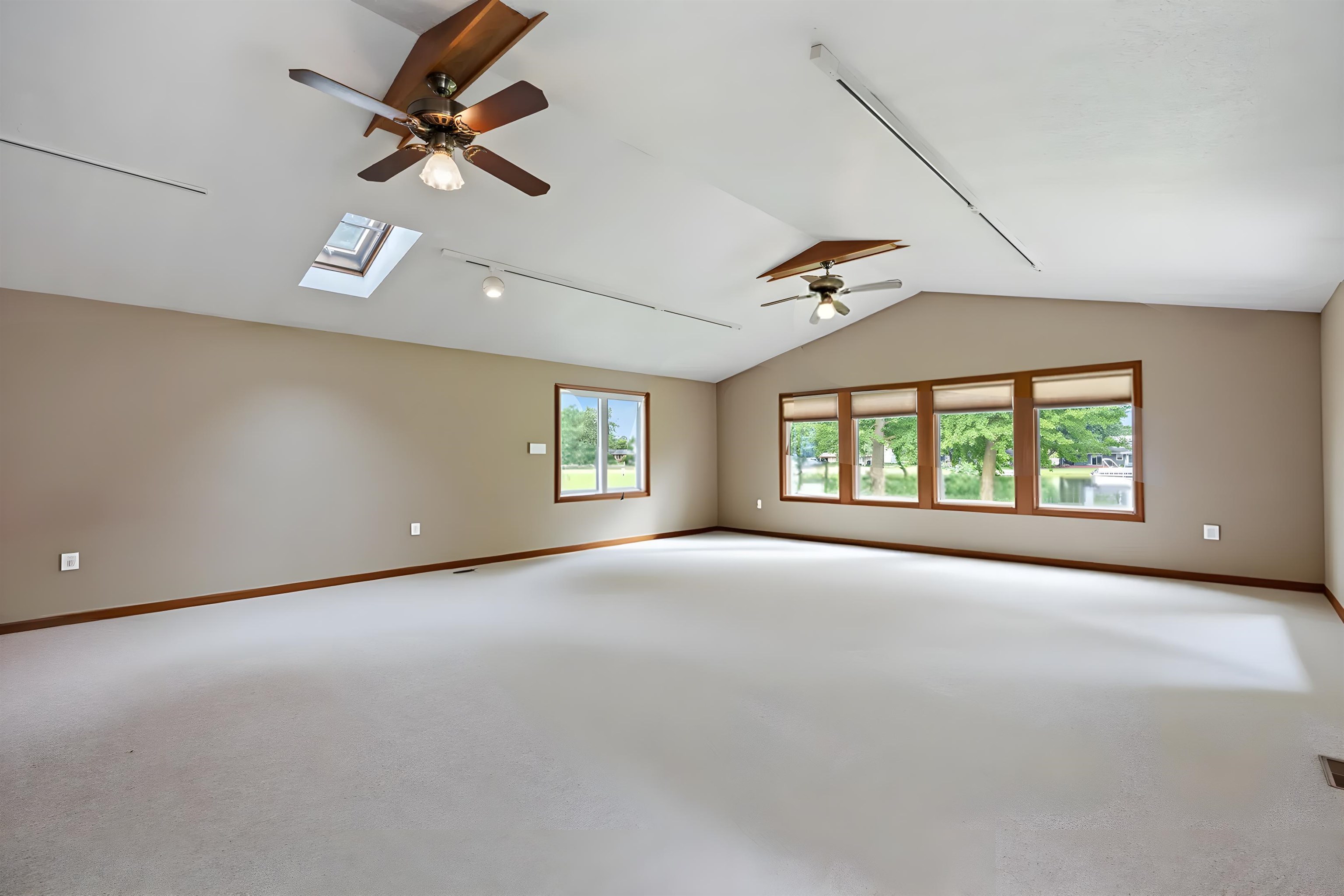 2127 Bluewater Drive Warsaw IN 46580