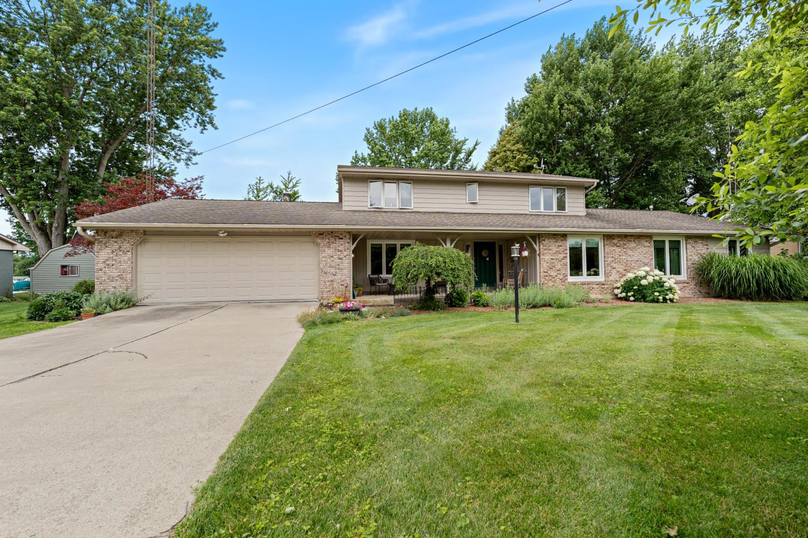 2127 Bluewater Drive Warsaw IN 46580