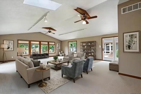 2127 Bluewater Drive Warsaw IN 46580