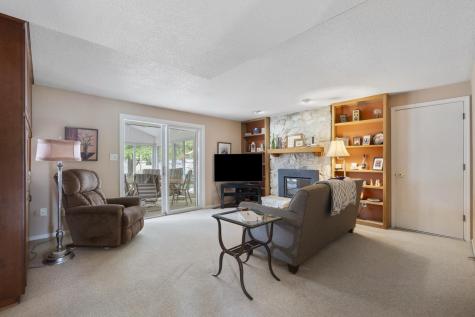 2127 Bluewater Drive Warsaw IN 46580