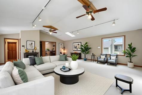 2127 Bluewater Drive Warsaw IN 46580