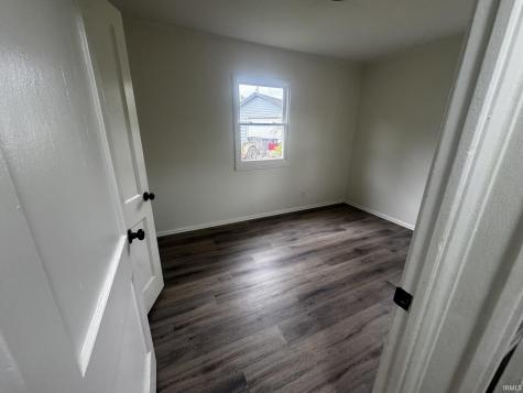 5005 Lillie Street Fort Wayne IN 46806