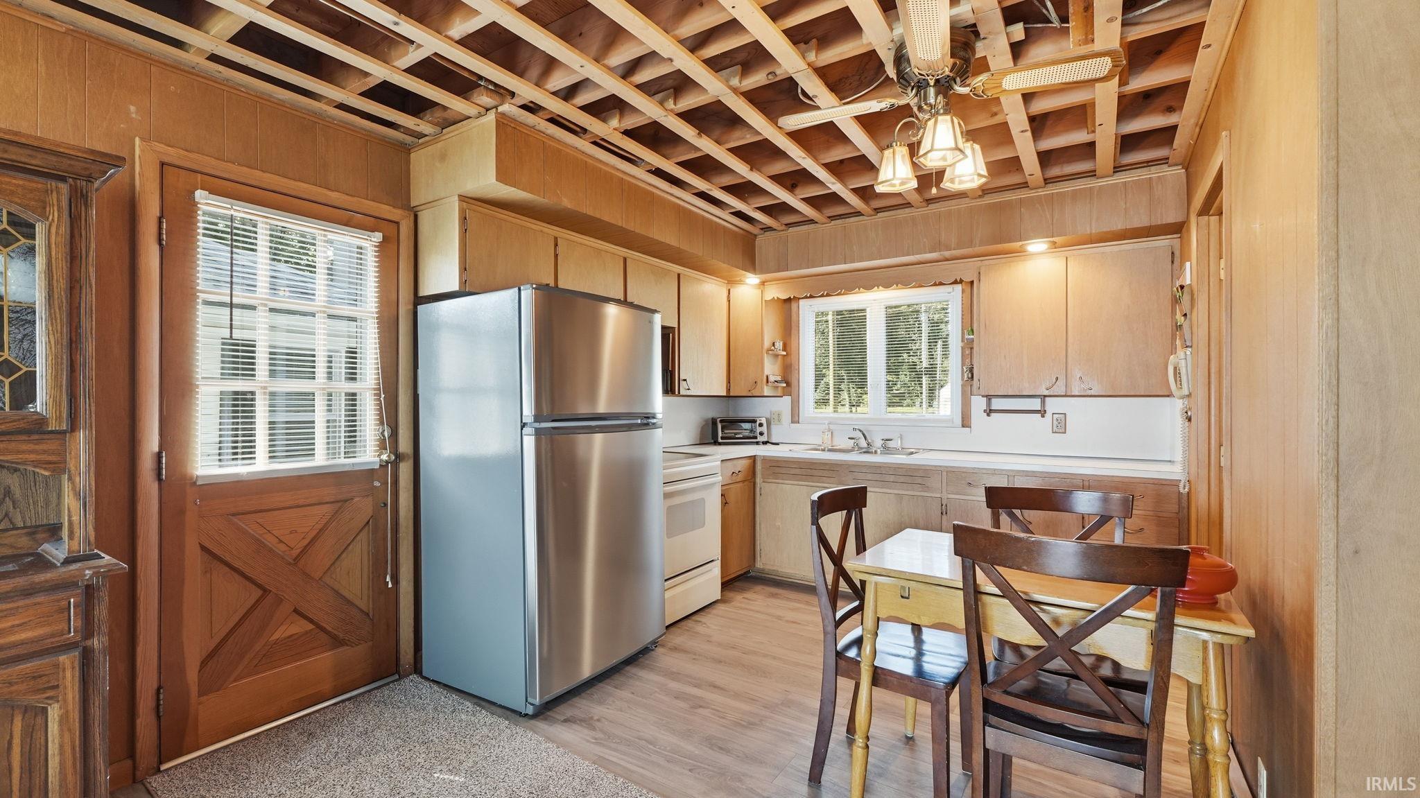 628 E Lakewood Avenue Warsaw IN 46580